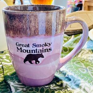 Great Smoky Mountains pink and tan mug with a Black Bear in front. NWOT. 4.75 in